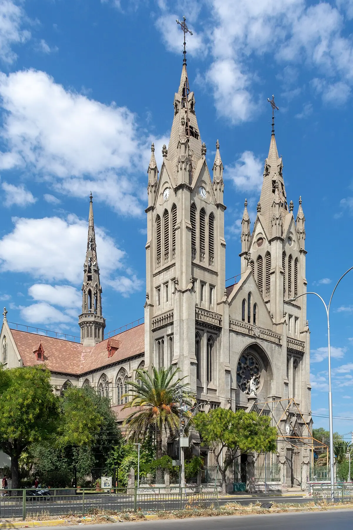 capila nuestra señora del perpetuo socorro arroyo leyes - Cuántos años tiene la Iglesia del Perpetuo Socorro