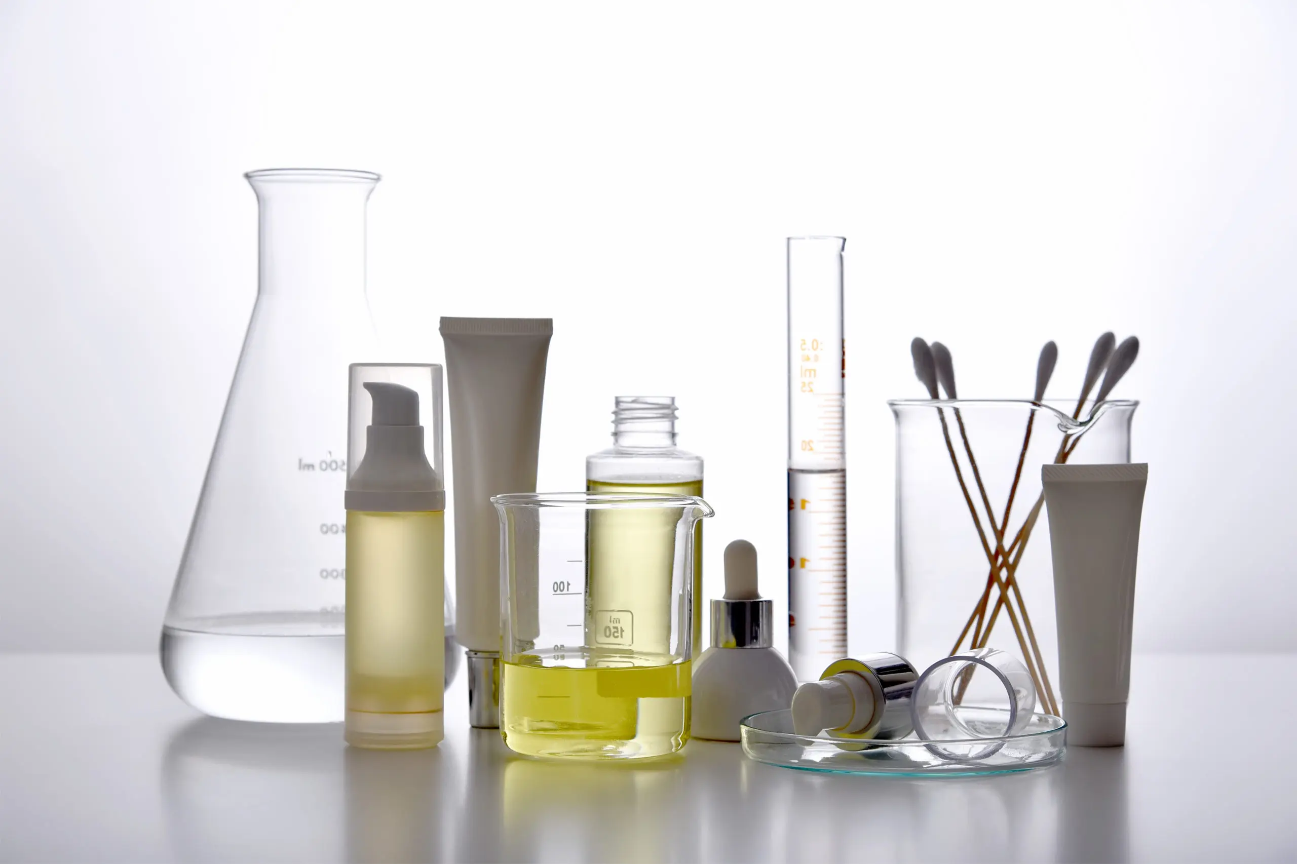 laboratorio cosmética capilar - Qué hace un laboratorio cosmetico