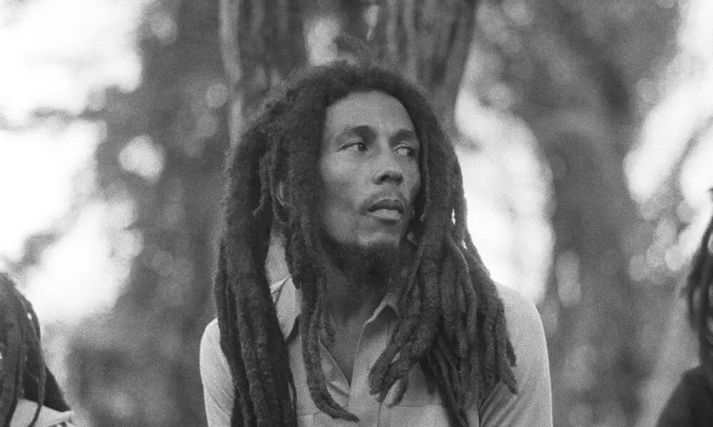 marley con peluca - Qué pasó con las rastas de Bob Marley